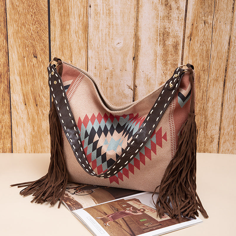 Effortlessly Elegant Bag with a Timeless Design