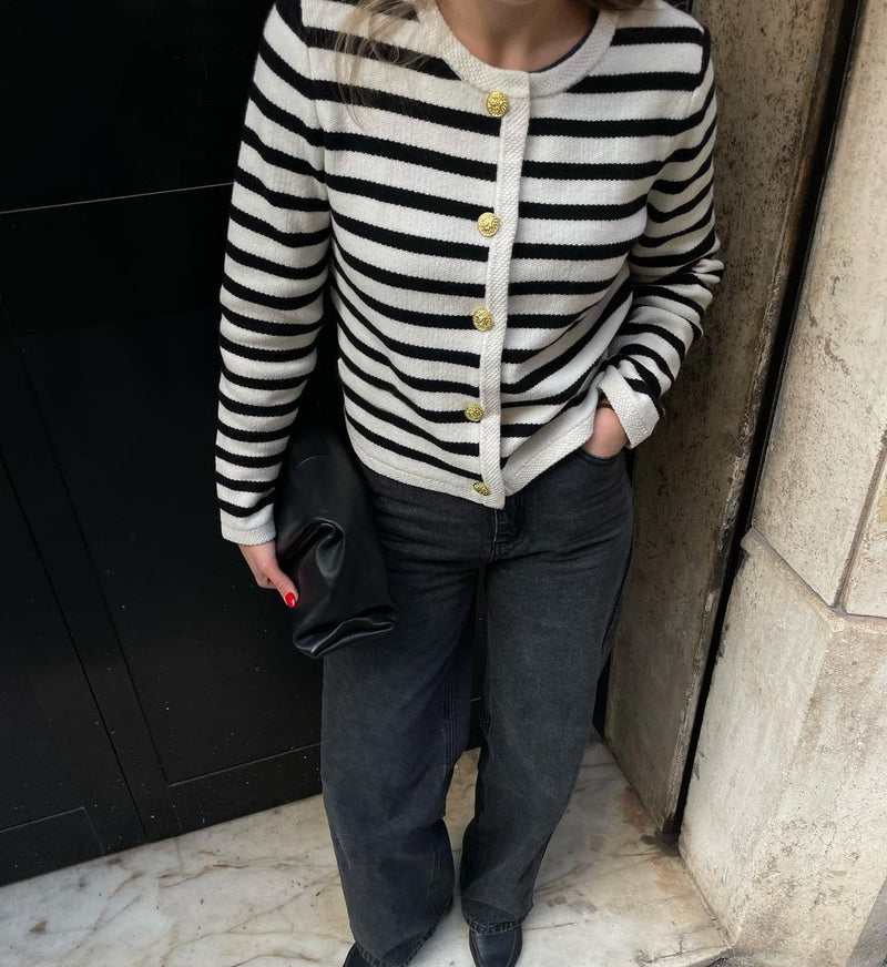 Classic Vintage & Enduringly Stylish Top