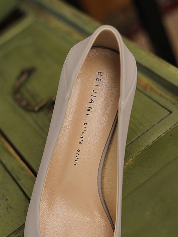 A Vintage Style Shoes with Delicate Timeless Details