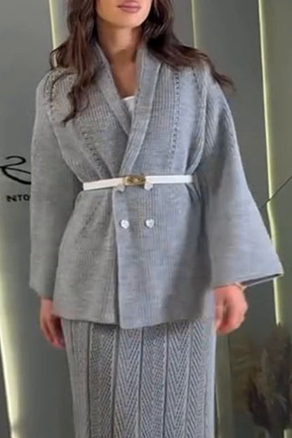 Gracefully Styled Garment for Any Occasion