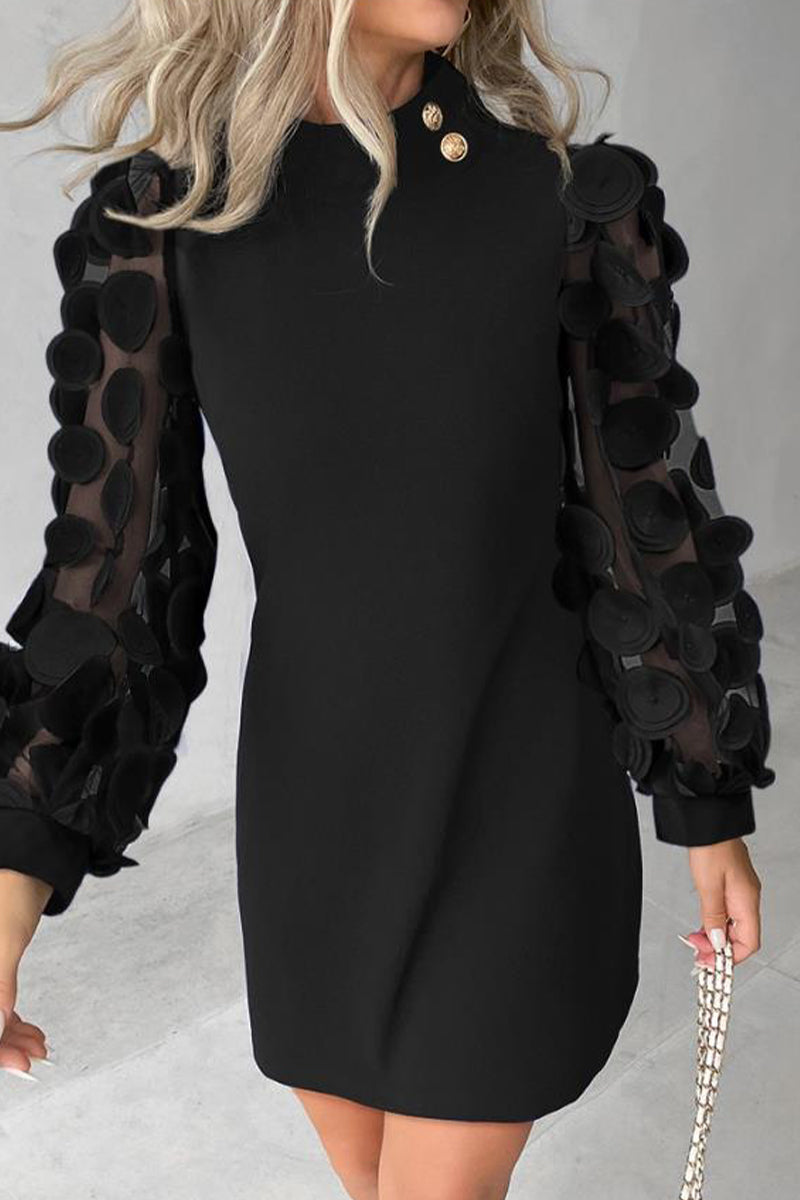 Effortlessly Elegant Dress with a Timeless Design
