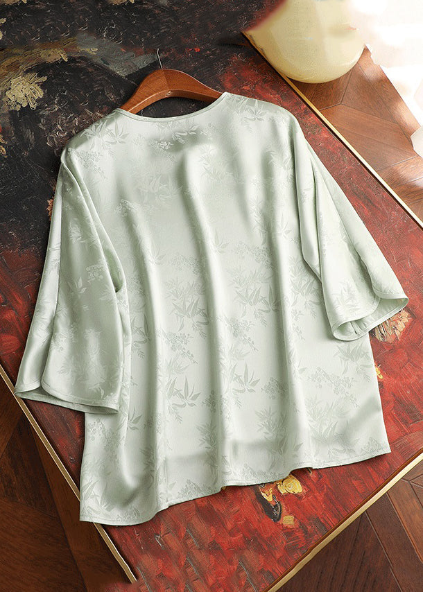 Gracefully Styled Blouse for Any Occasion