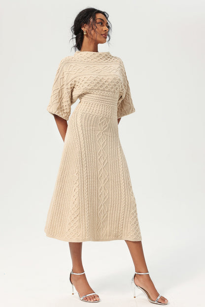 Classic Vintage & Enduringly Stylish Dress