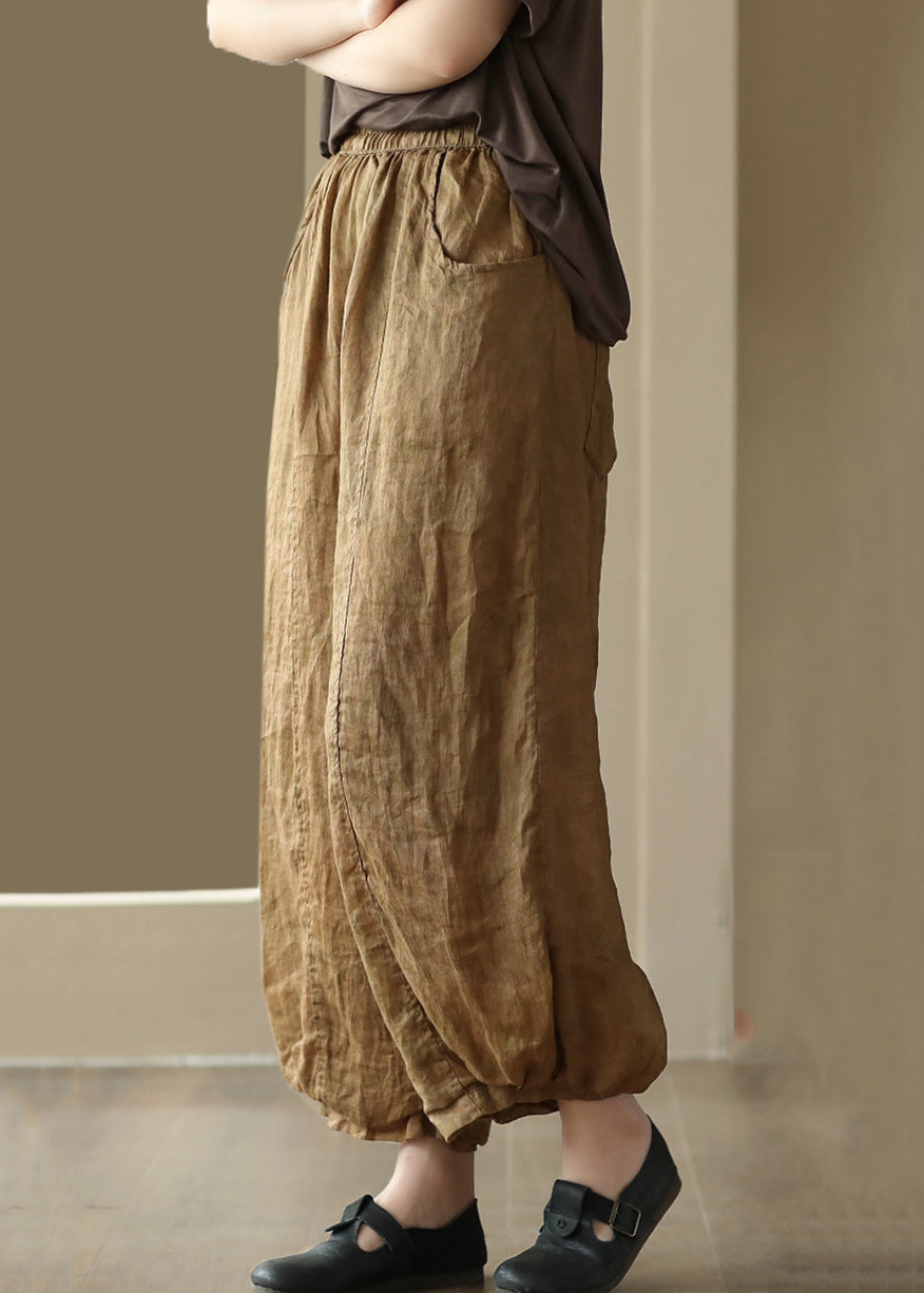 Effortlessly Elegant Pants with a Timeless Design