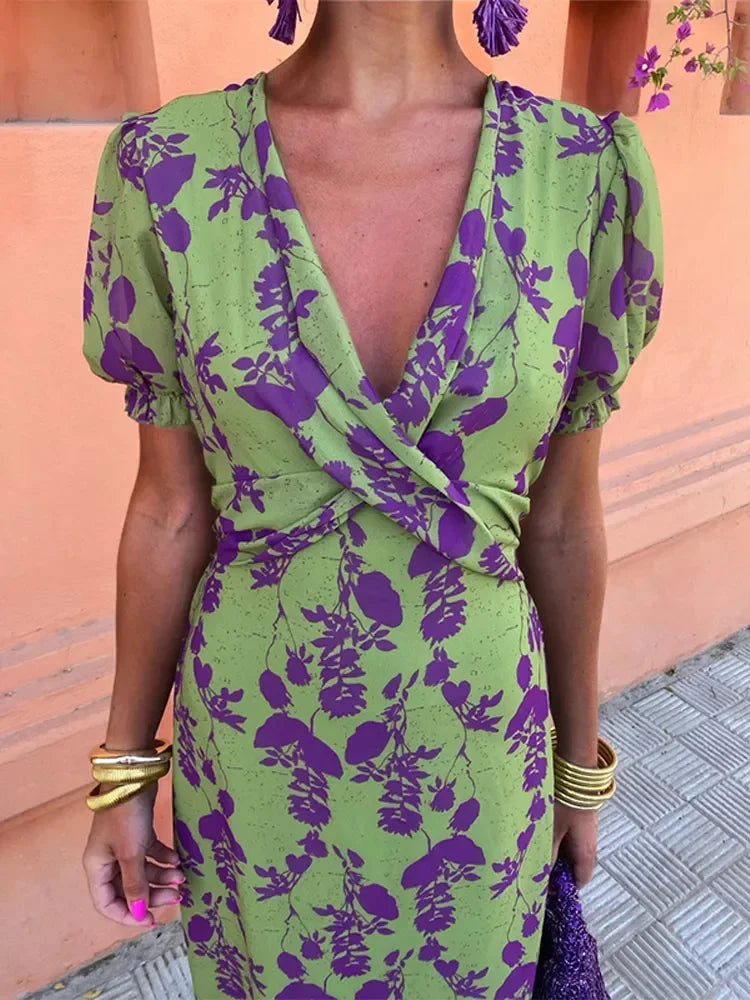 Classic Vintage & Enduringly Stylish Dress
