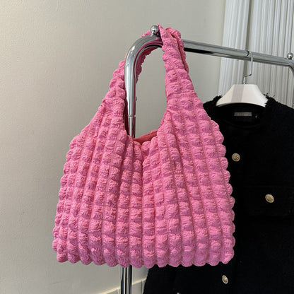 Sophisticated Bag with a Clean Classic Look