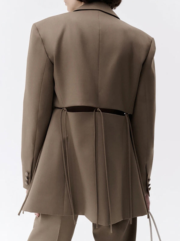 Effortlessly Elegant Jacket with a Timeless Design