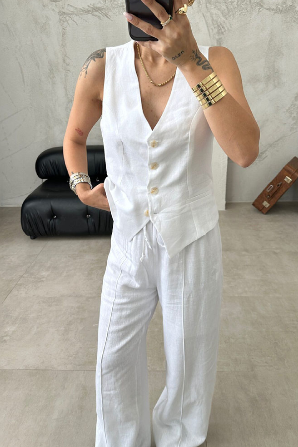 Beautifully Crafted Trousers in a Classic Style