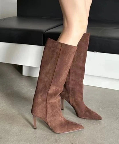 Polished Boots with an Effortless Classic Look