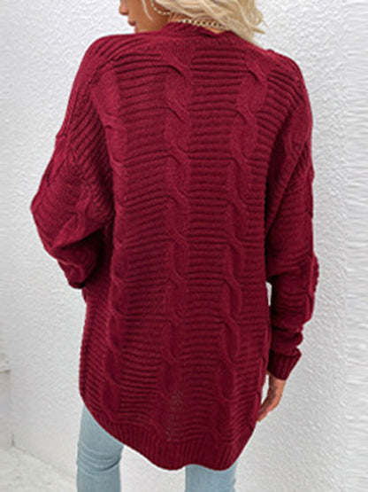 Well Tailored Cardigan with a Graceful Silhouette