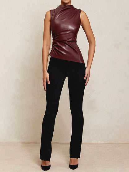 Well Tailored Top with a Graceful Silhouette