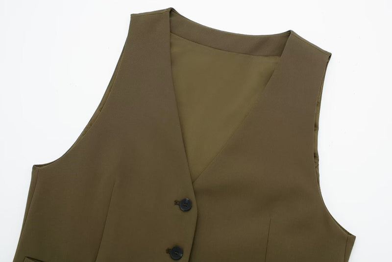 Effortlessly Elegant Trousers with a Timeless Design