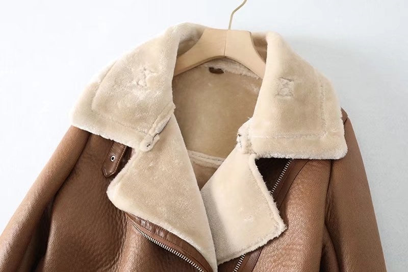 Polished Jacket with an Effortless Classic Look
