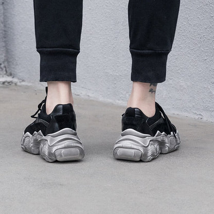 Beautifully Crafted Sneakers in a Classic Style