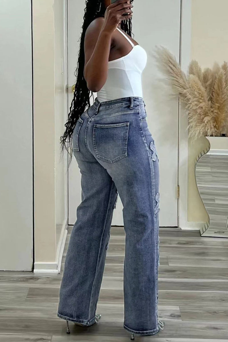 Gracefully Styled Garment for Any Occasion