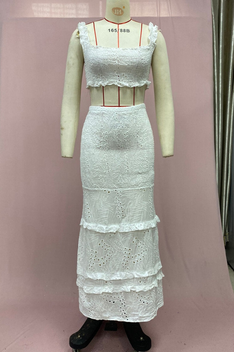 Sophisticated Garment with a Clean Classic Look