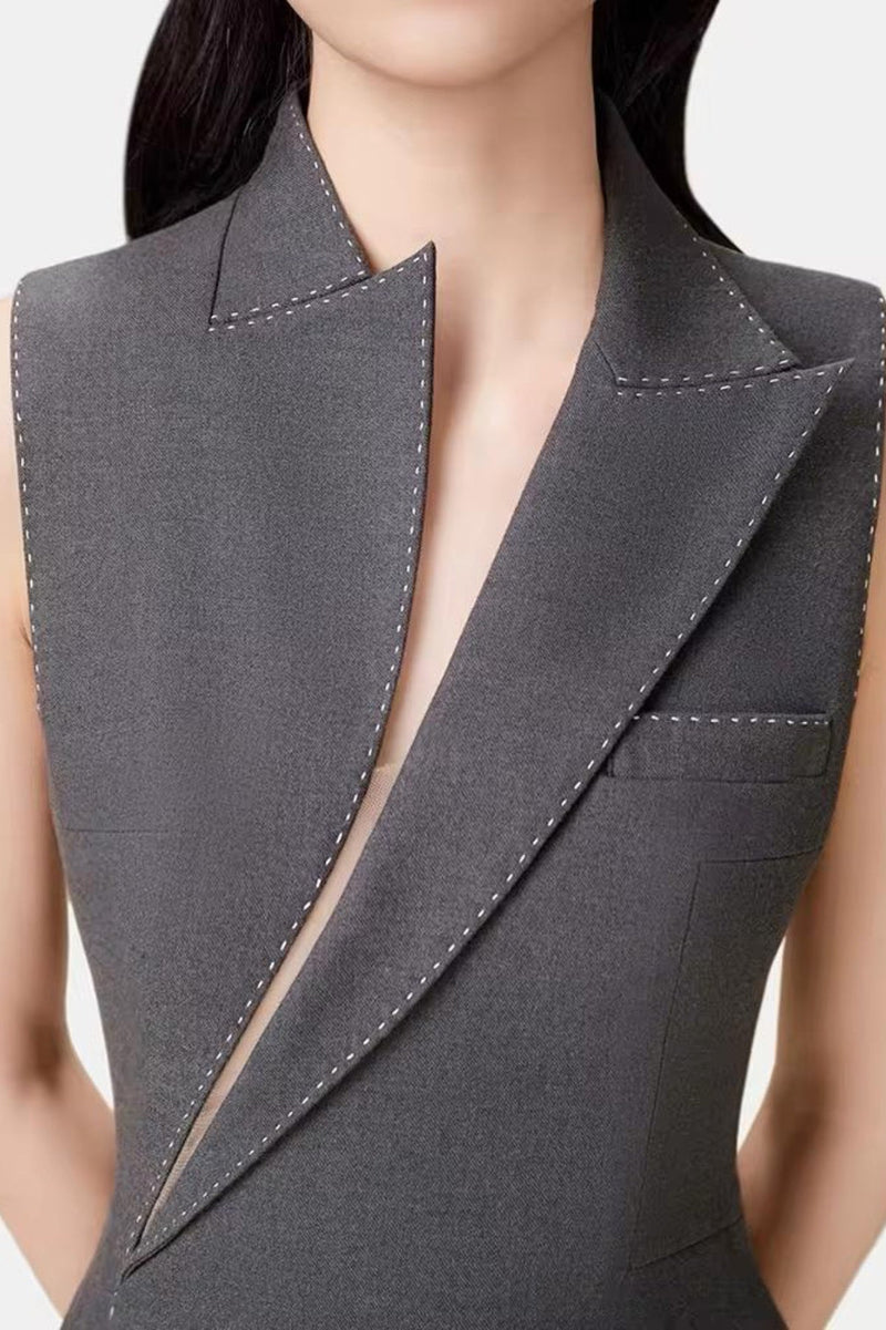 Effortlessly Elegant Dress with a Timeless Design