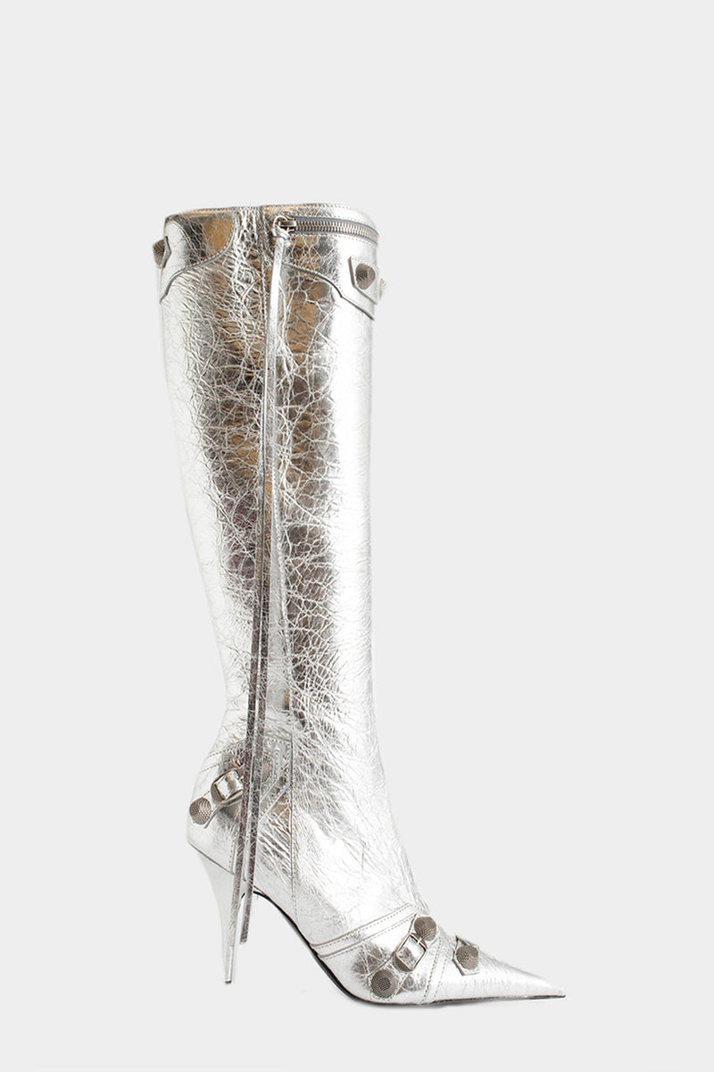Polished Boots with an Effortless Classic Look