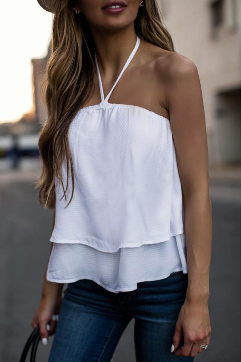 Well Tailored Top with a Graceful Silhouette