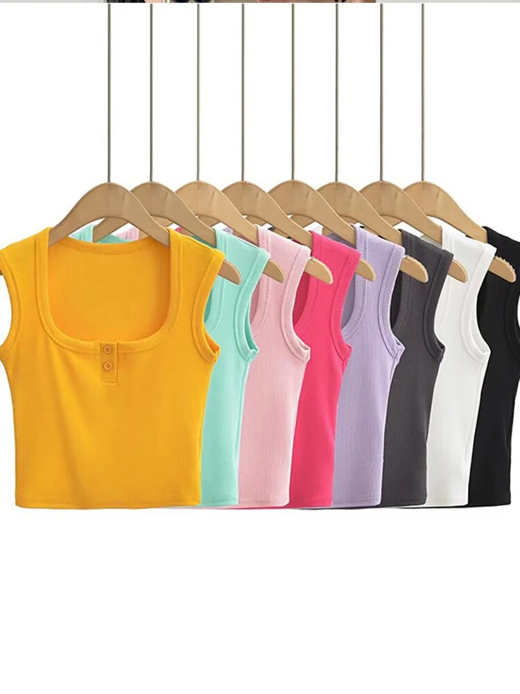 Polished Top with an Effortless Classic Look