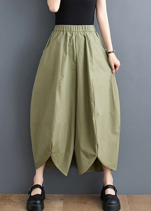 Classic Vintage Pants with a Flattering Fit