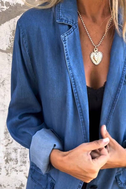 Classic Vintage Jacket with a Flattering Fit