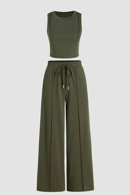 Well Tailored Pants with a Graceful Silhouette