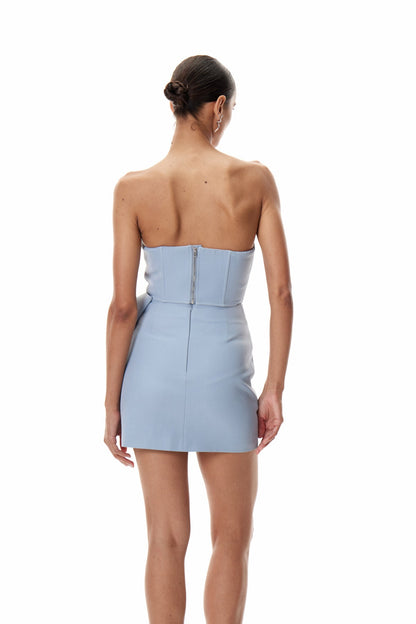 Classic Vintage Garment with a Flattering Fit
