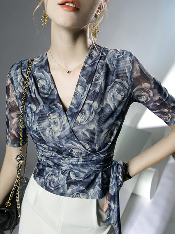 Polished Blouse with an Effortless Classic Look