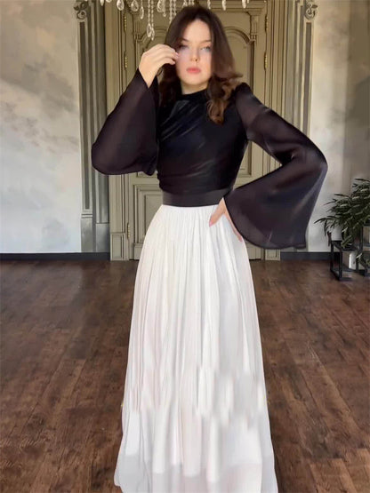 Well Tailored Dress with a Graceful Silhouette