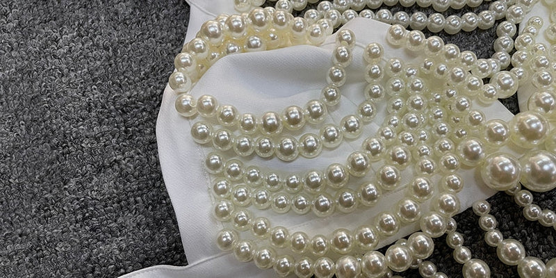 Effortlessly Elegant Top with a Timeless Design