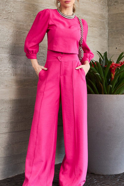 Effortlessly Elegant Garment with a Timeless Design