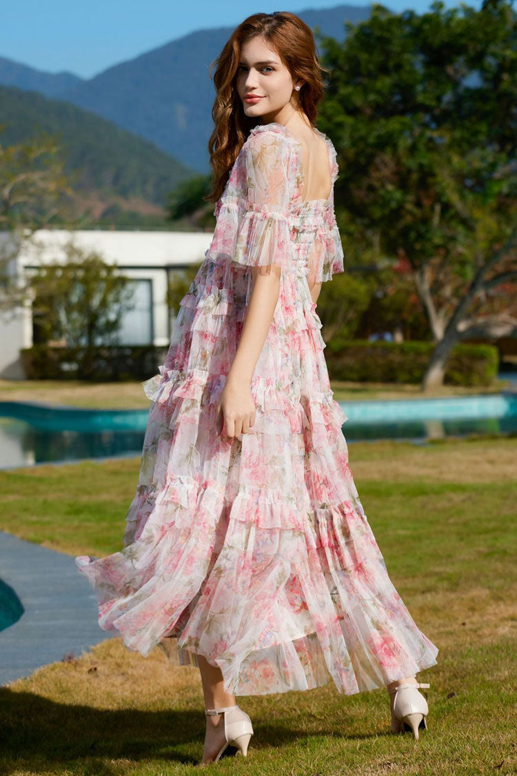 Gracefully Styled Dress for Any Occasion