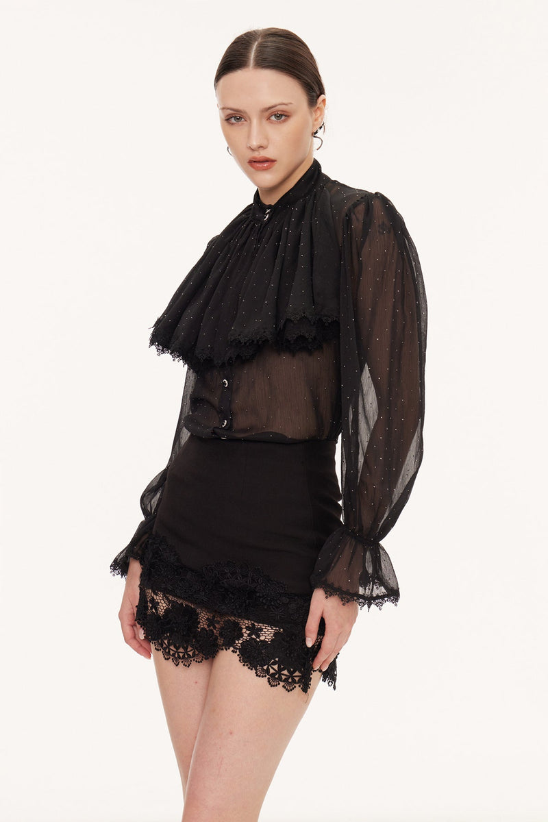 Sophisticated Garment with a Clean Classic Look