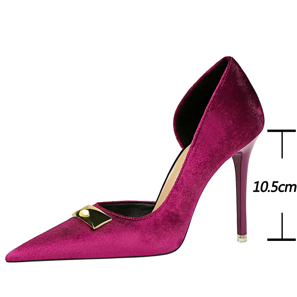 Polished Garment with an Effortless Classic Look