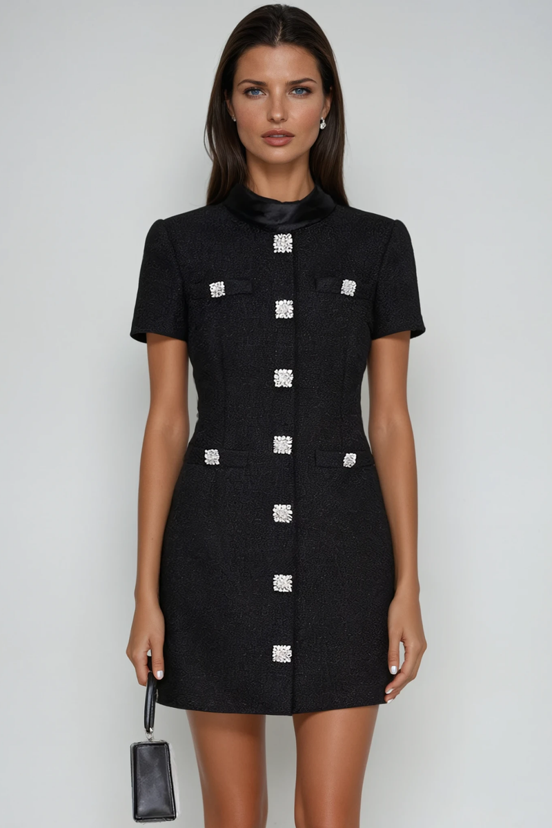 Classic Vintage Dress with a Flattering Fit