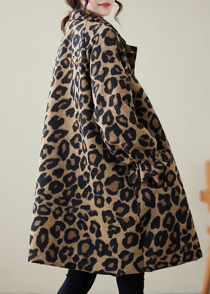 Classic Vintage Coat with a Flattering Fit