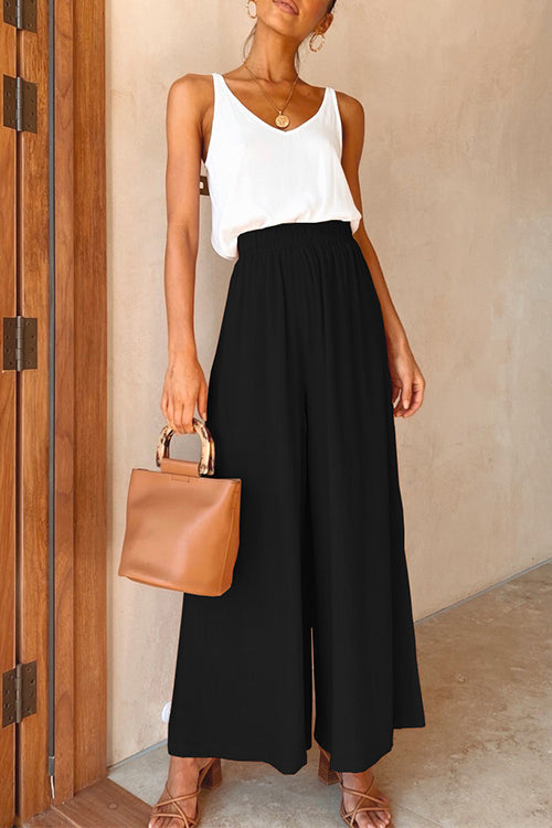 Well Tailored Pants with a Graceful Silhouette