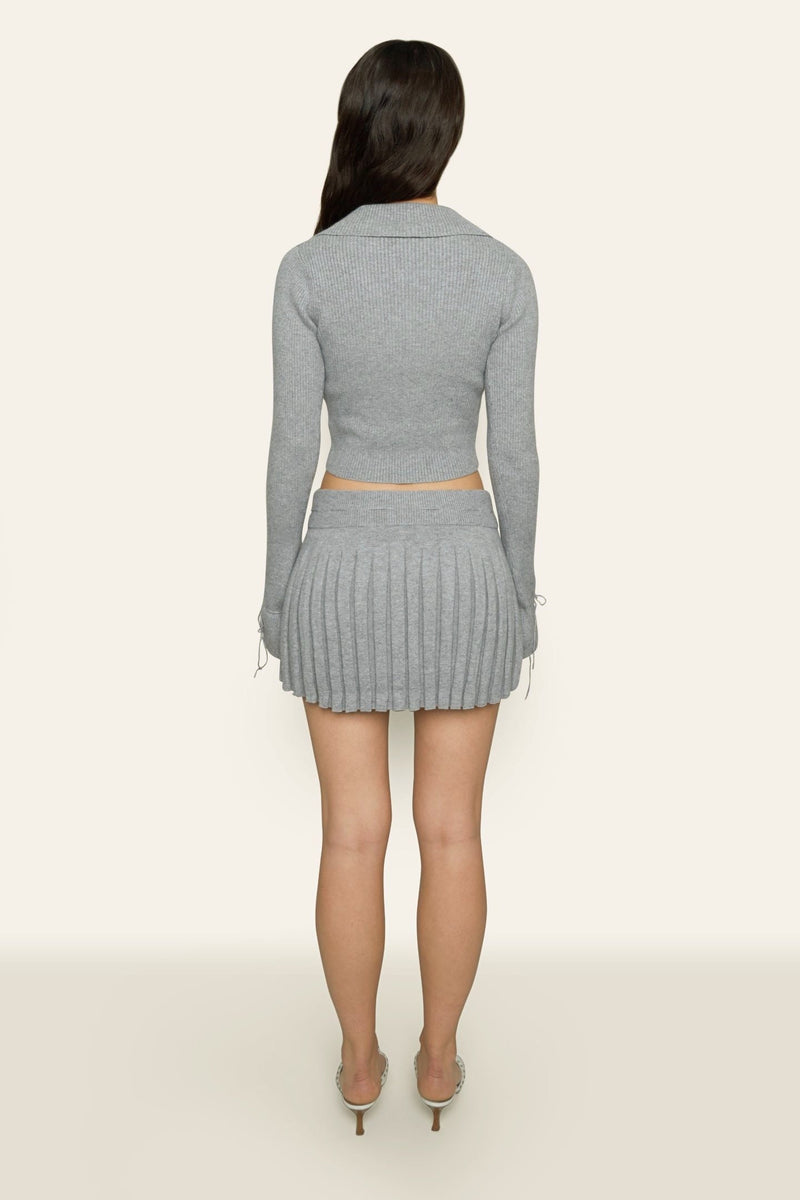 Well Tailored Garment with a Graceful Silhouette