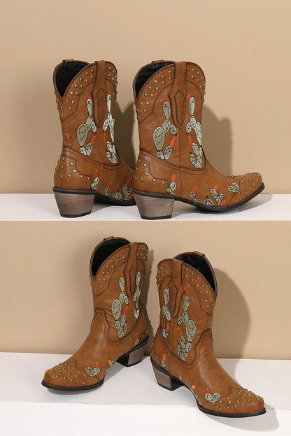 Well Tailored Boots with a Graceful Silhouette
