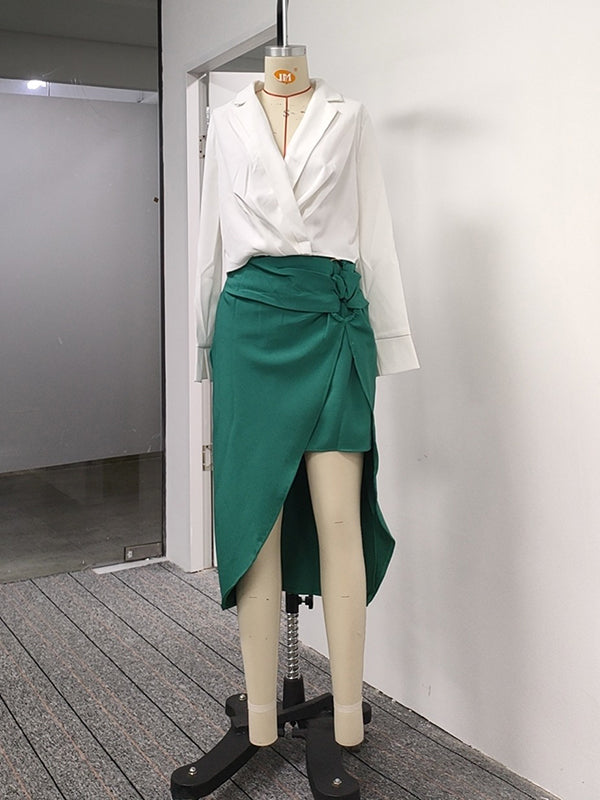 Sophisticated Blouse with a Clean Classic Look
