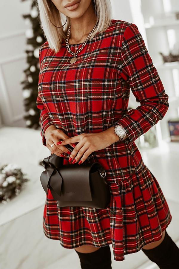 Classic Vintage Dress with a Flattering Fit