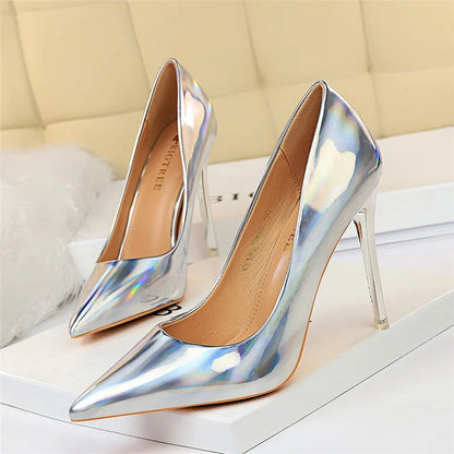 Polished Heels with an Effortless Classic Look