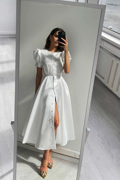 Beautifully Finished Dress in a Timeless Design