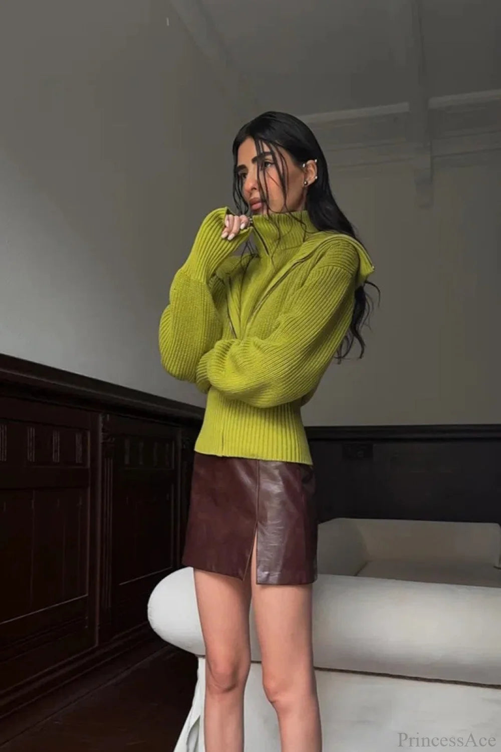 Beautifully Finished Sweater in a Timeless Design