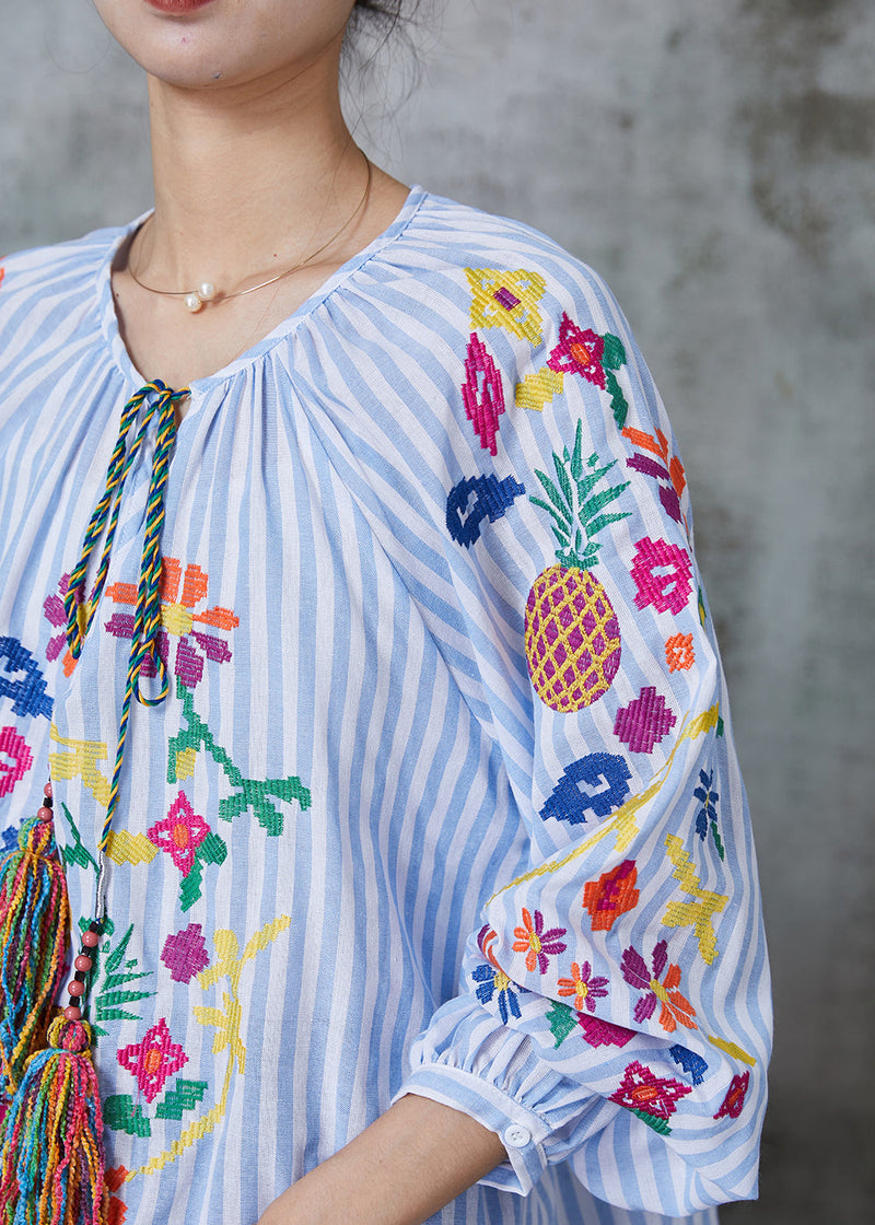 Classic Vintage Shirt with a Flattering Fit