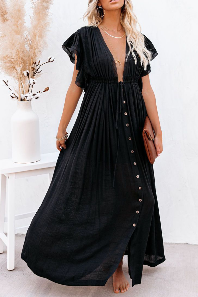 Beautifully Finished Dress in a Timeless Design