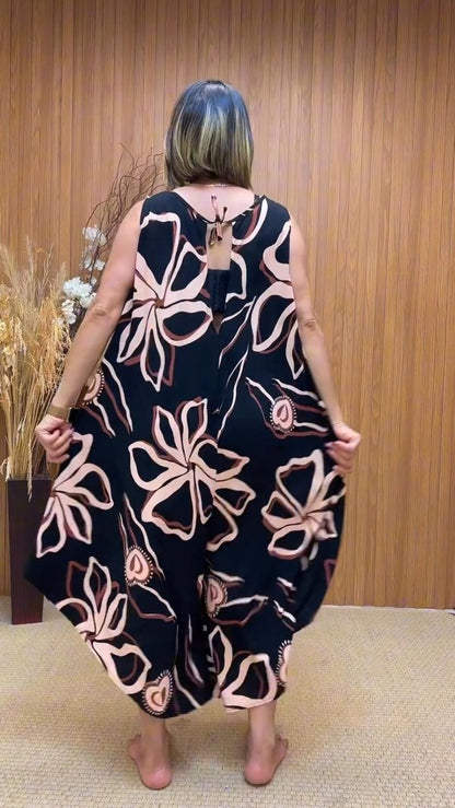Beautifully Finished Garment in a Timeless Design