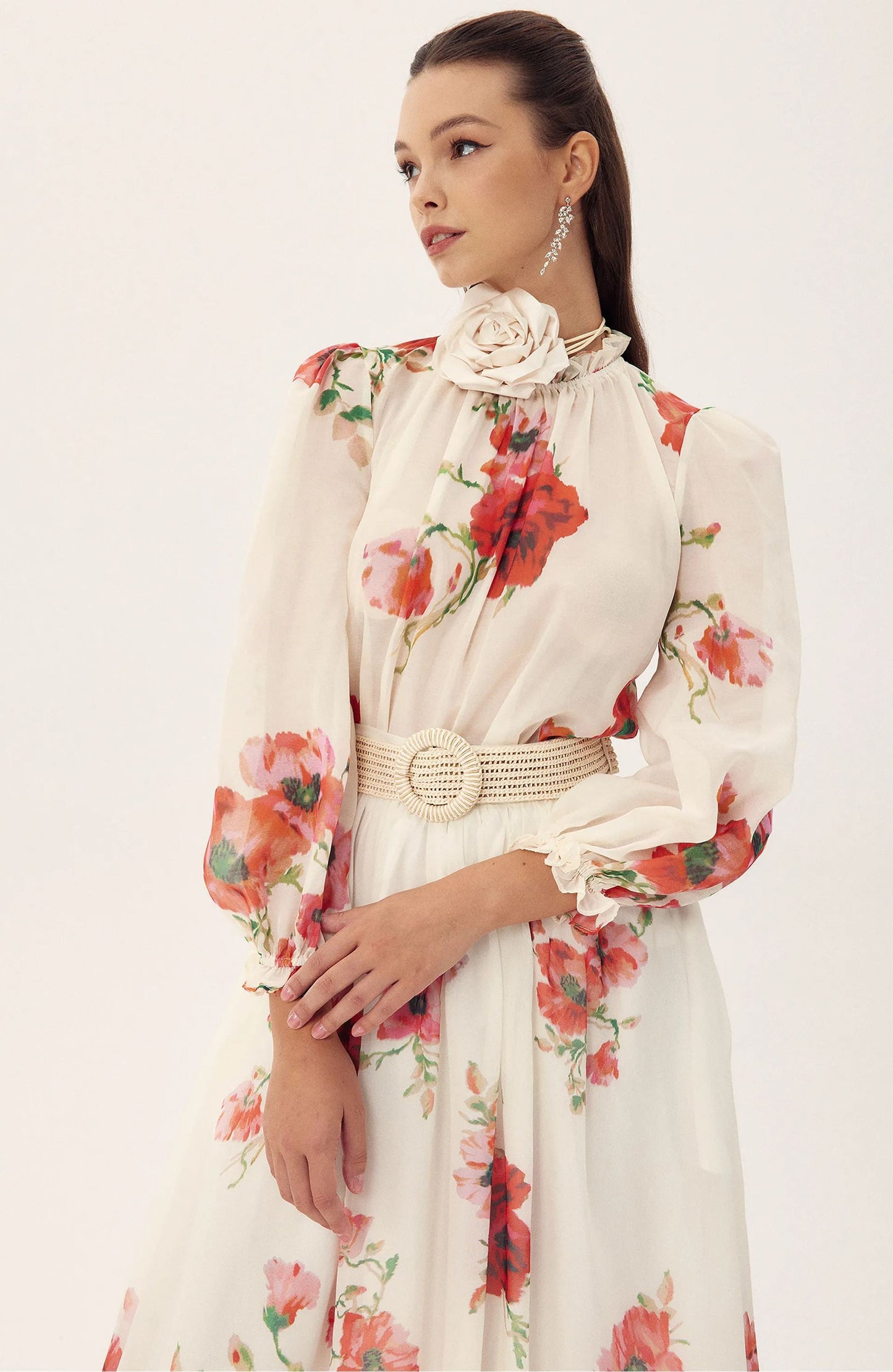 Well Tailored Garment with a Graceful Silhouette