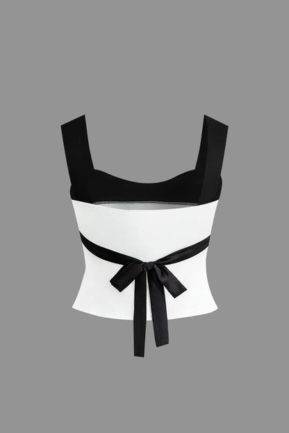 Effortlessly Elegant Top with a Timeless Design